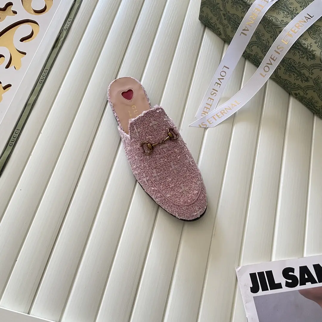 9168-57$-GUCCI gallery