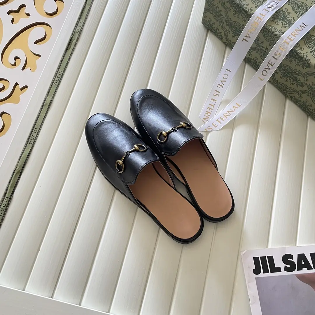 9168-57$-GUCCI gallery