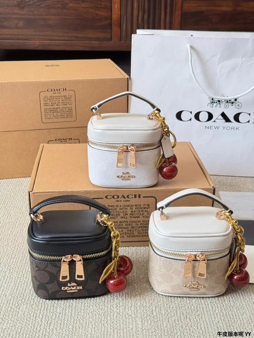 9175-62$-COACH gallery