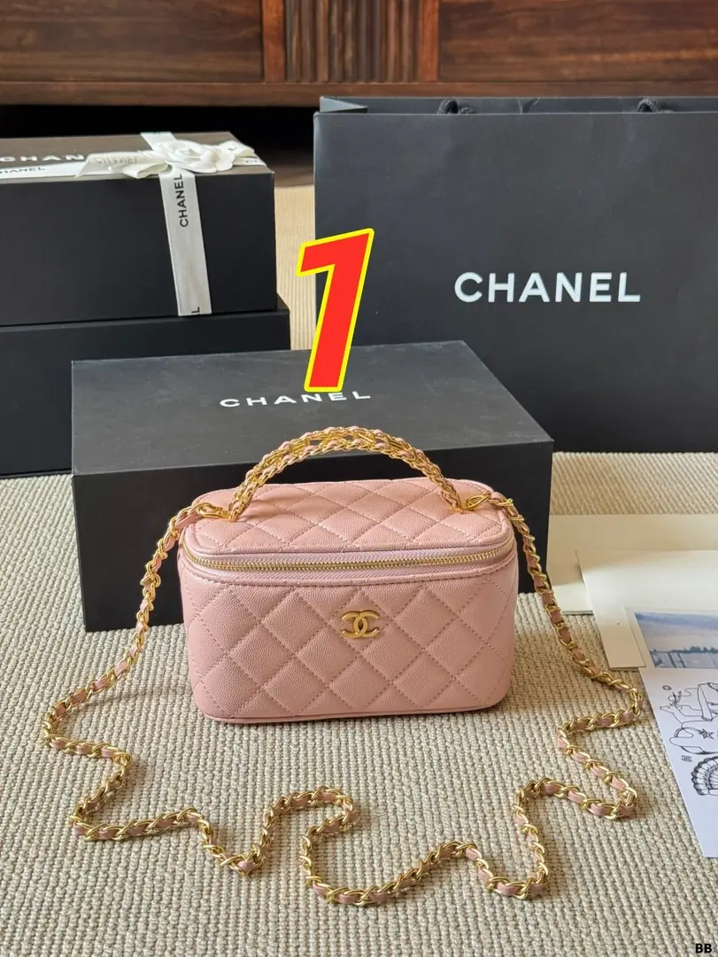 9229-62$-CHANEL gallery