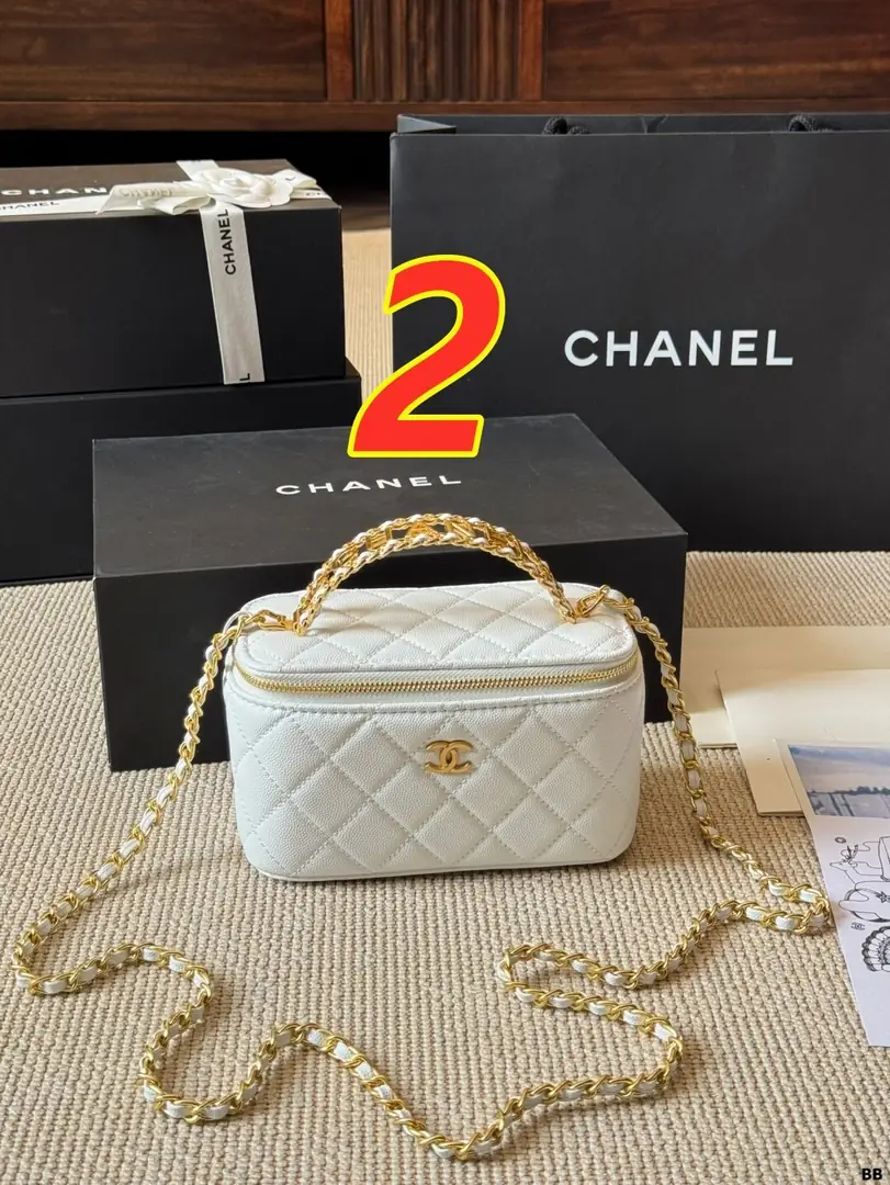 9229-62$-CHANEL gallery