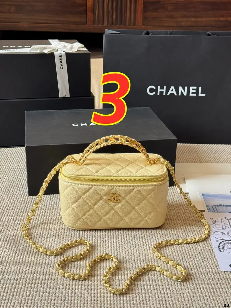 9229-62$-CHANEL gallery
