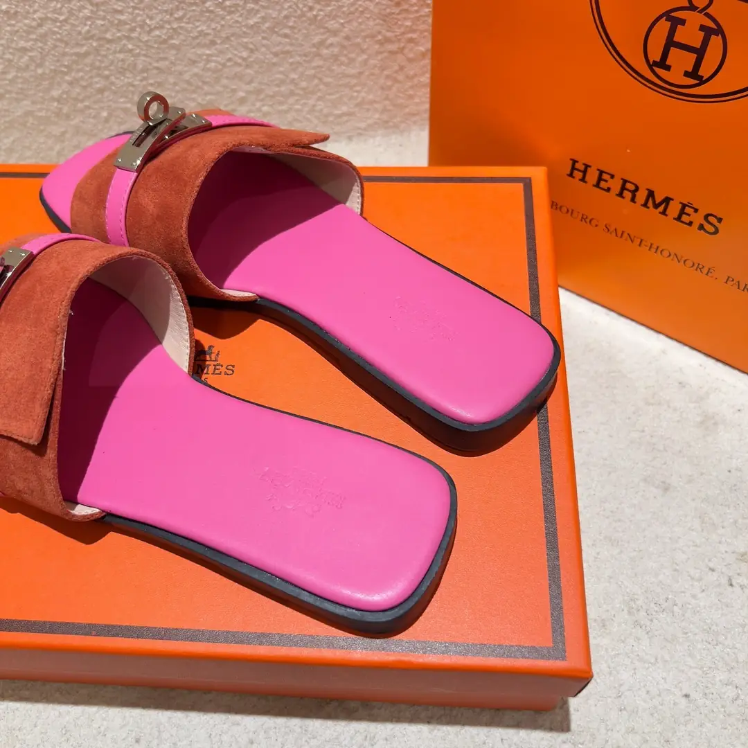 9237-53$-Herm è s gallery