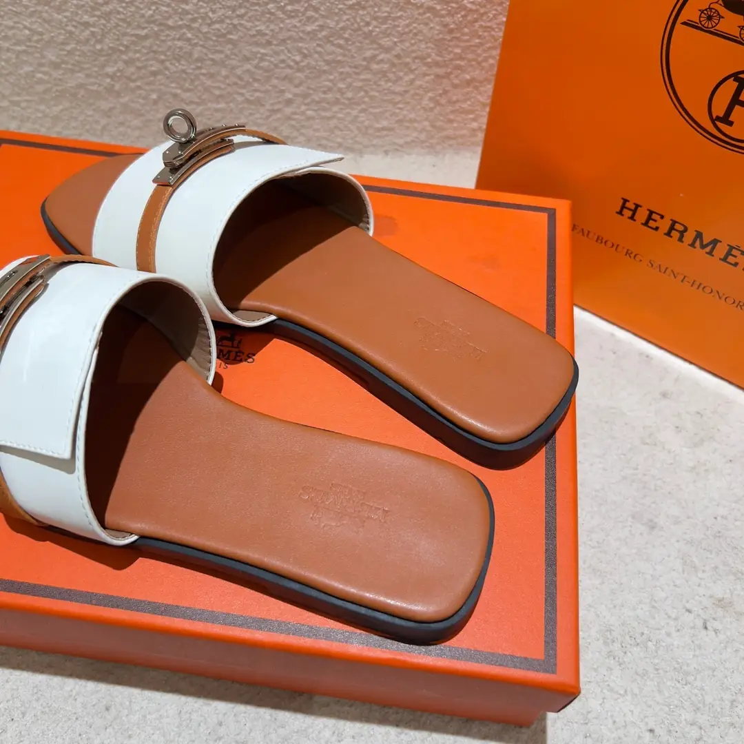 9237-53$-Herm è s gallery