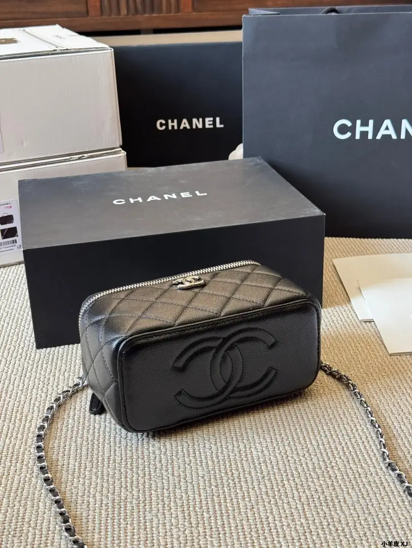 9319-59.99$-CHANEL gallery