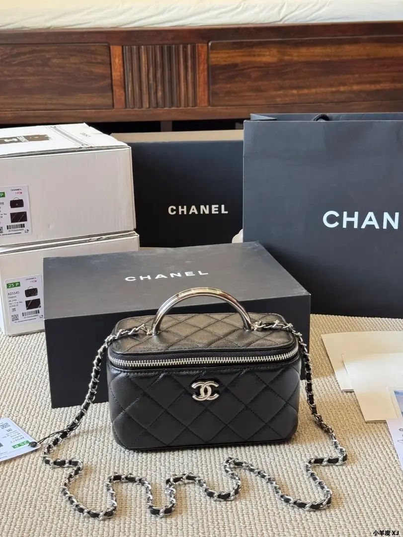 9319-59.99$-CHANEL gallery