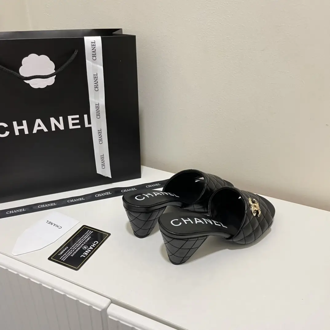 9323-52$-chanel gallery