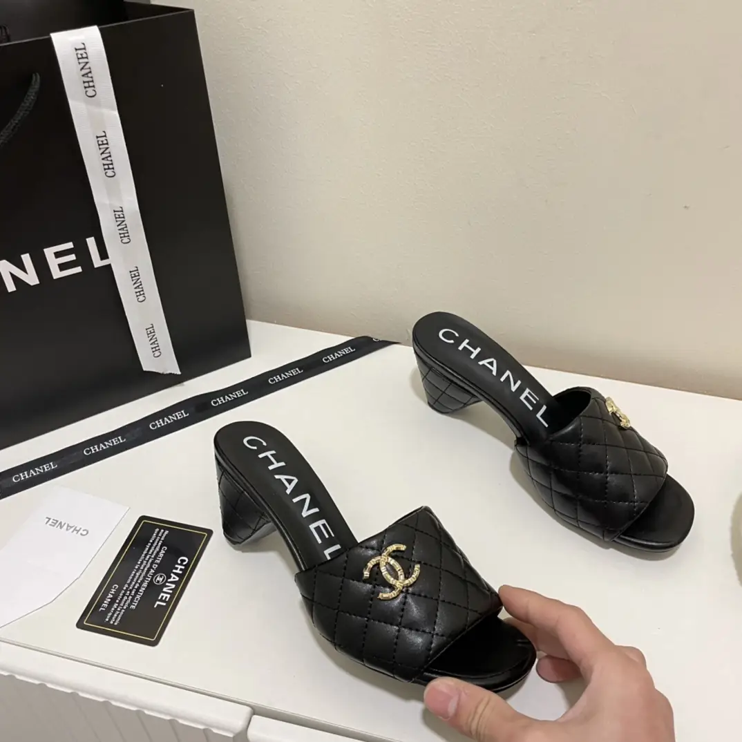 9323-52$-chanel gallery