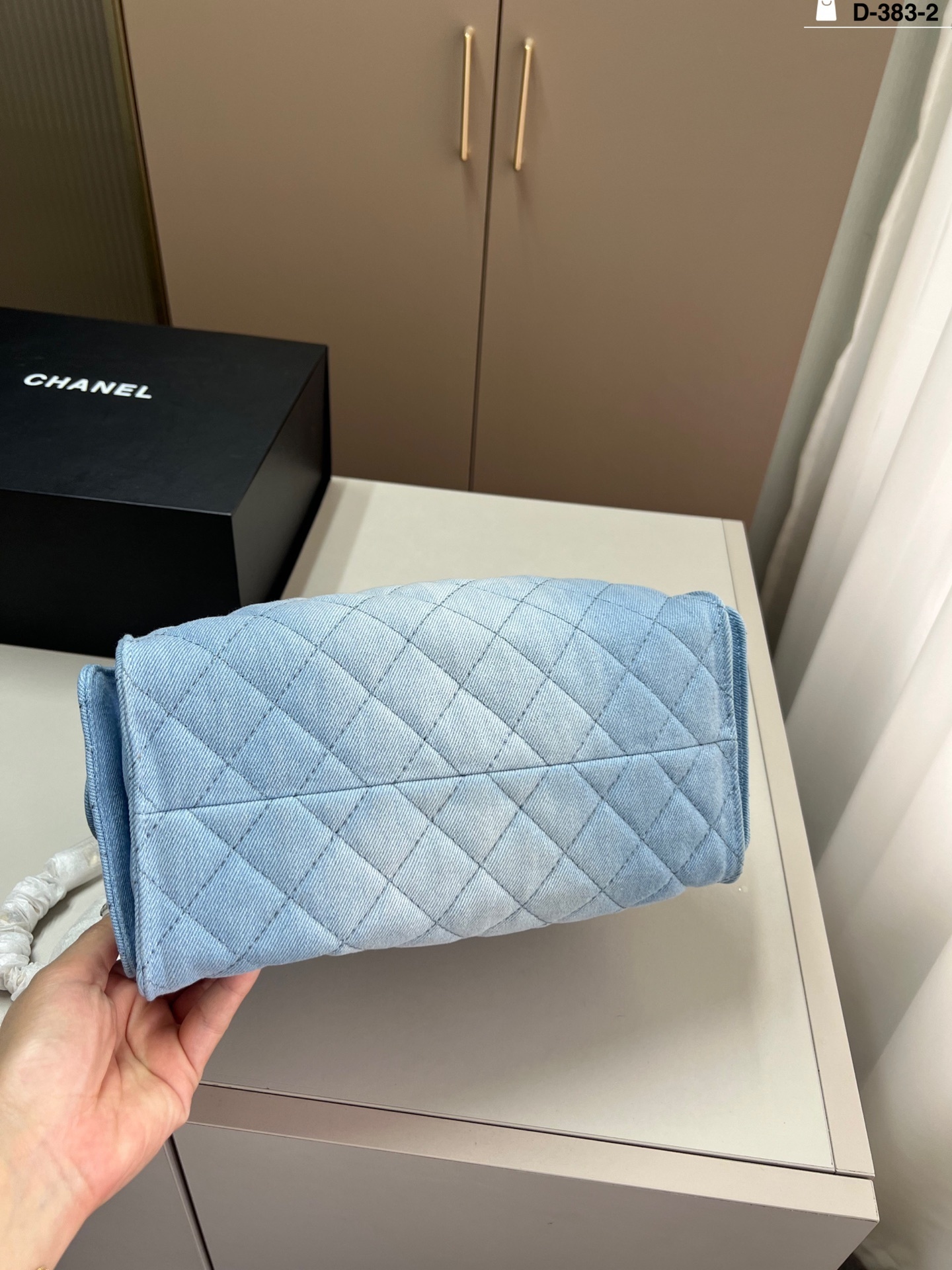 9333-83$-CHANEL gallery