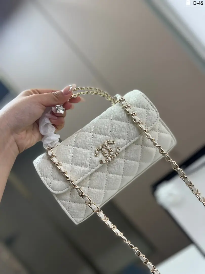 9334-58$-CHANEL gallery