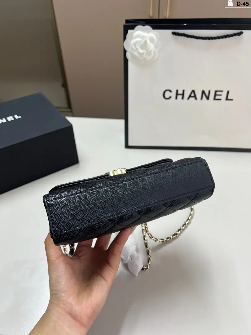 9334-58$-CHANEL gallery