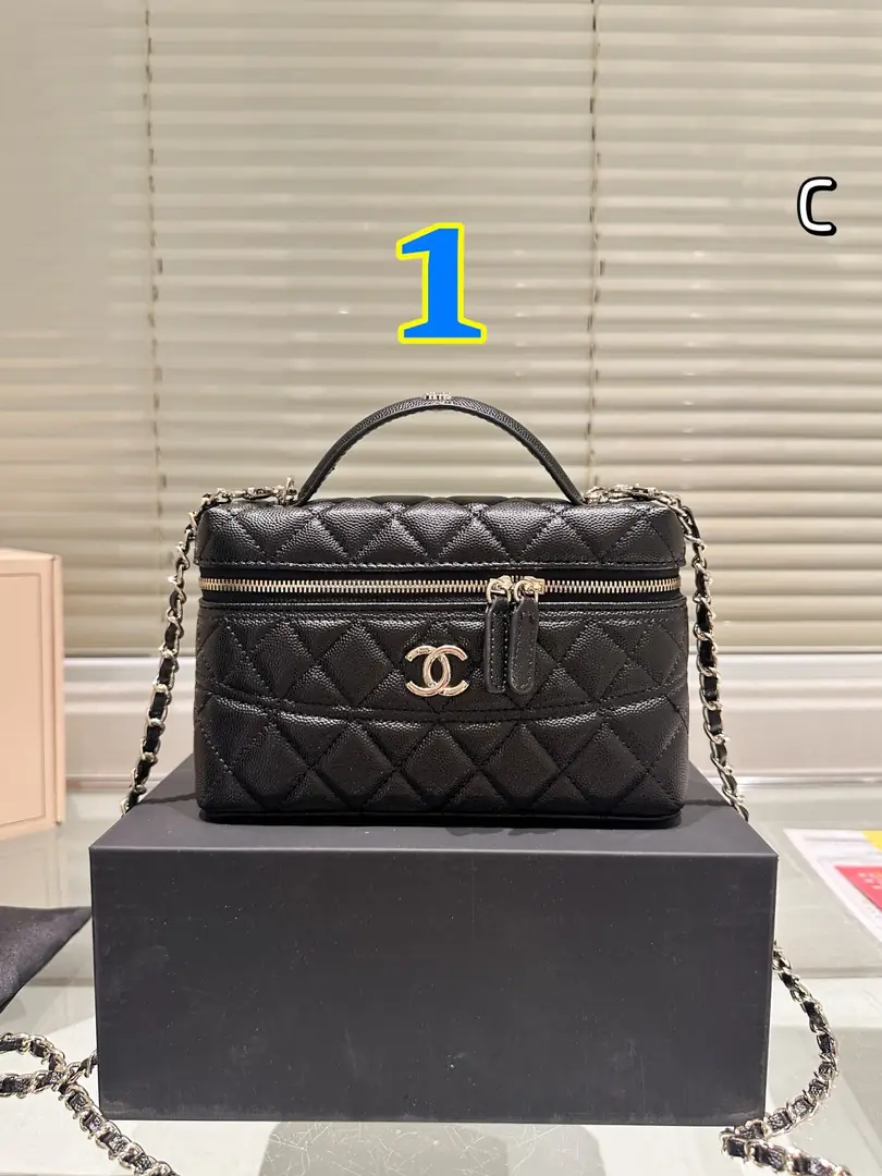 9361-59.99$-chanel-Silver logo gallery