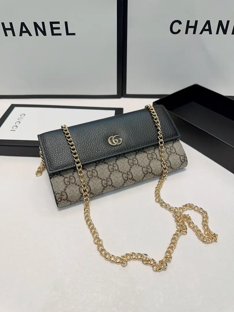 9369-56$-GUCCI gallery