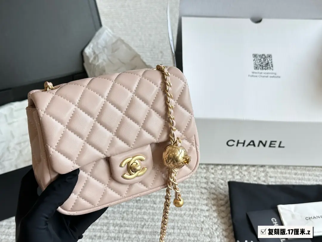 9375-65$-CHANEL gallery