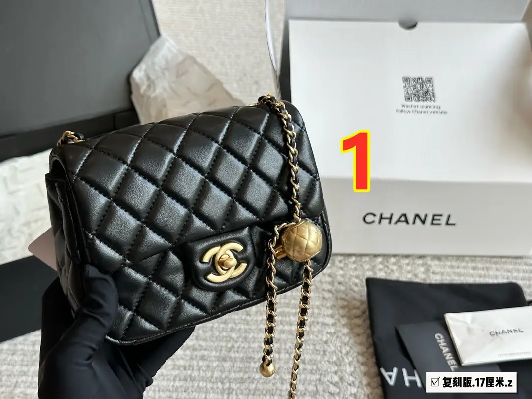 9375-65$-CHANEL gallery