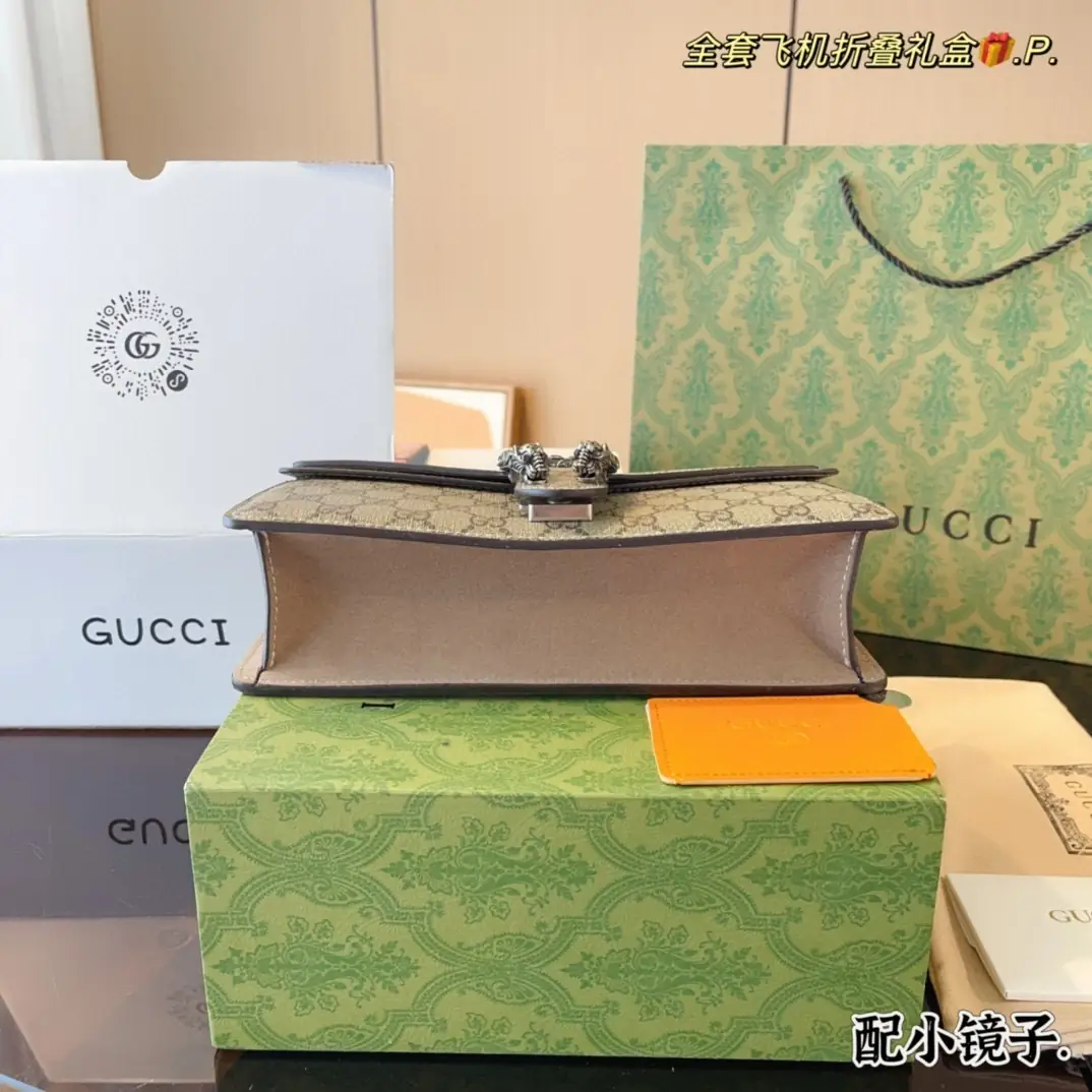 9381-64$-GUCCI gallery