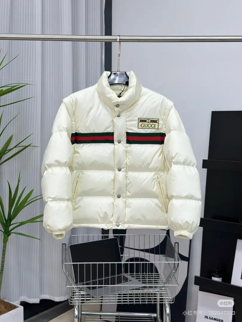 9391-75$-GUCCI gallery