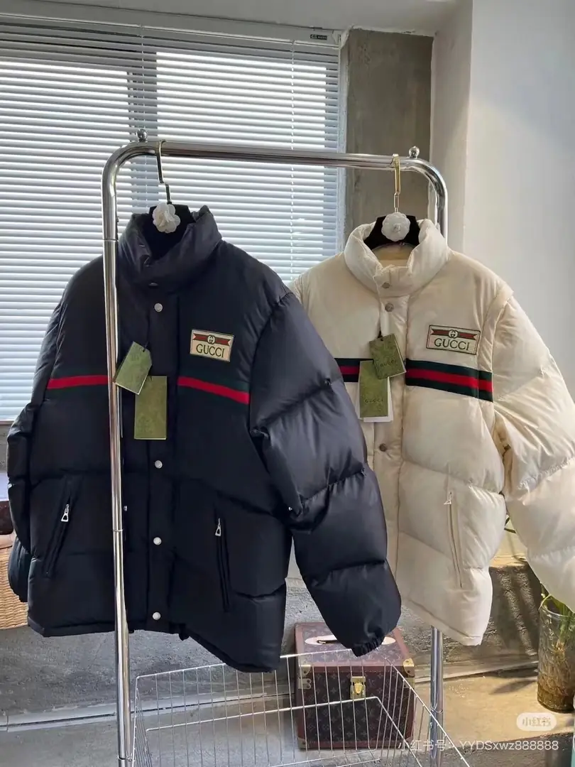 9391-75$-GUCCI gallery