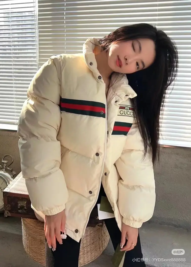 9391-75$-GUCCI gallery