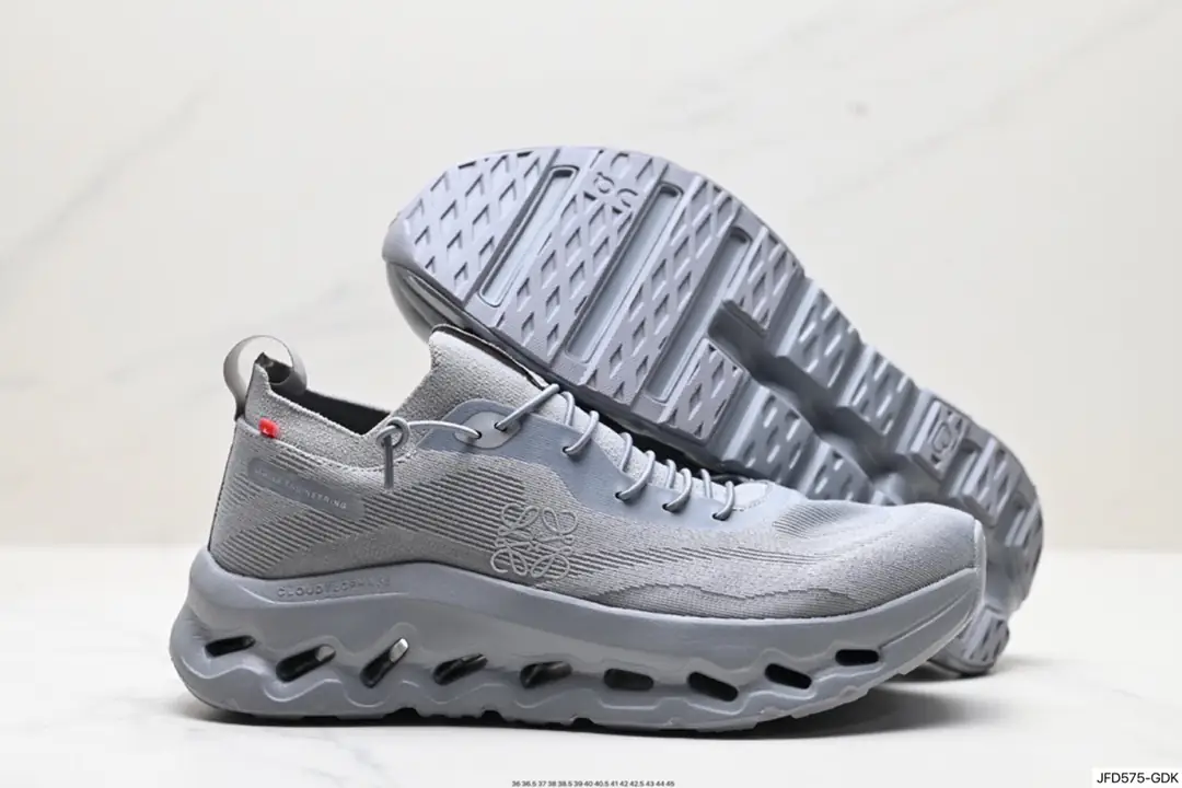 9404-63$-loewe gallery