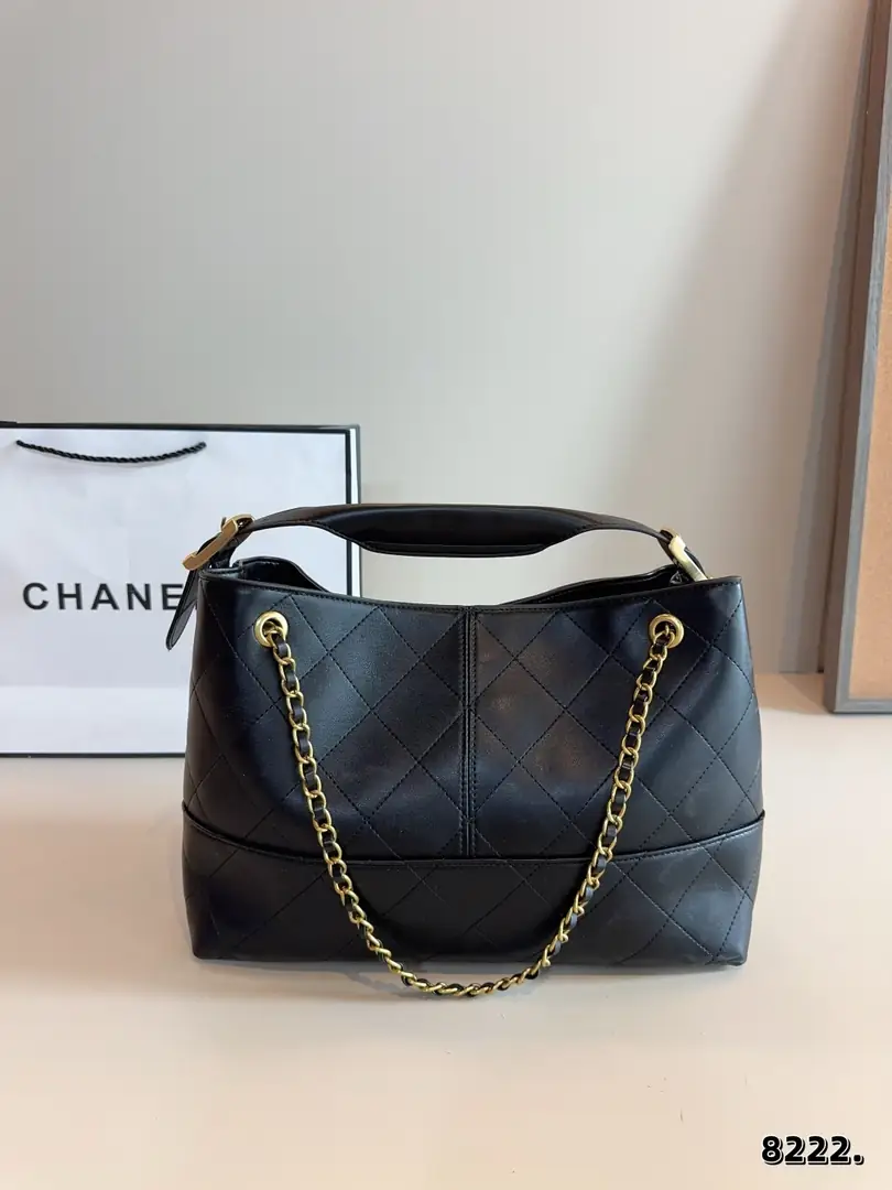 9426-68$-CHANEL gallery