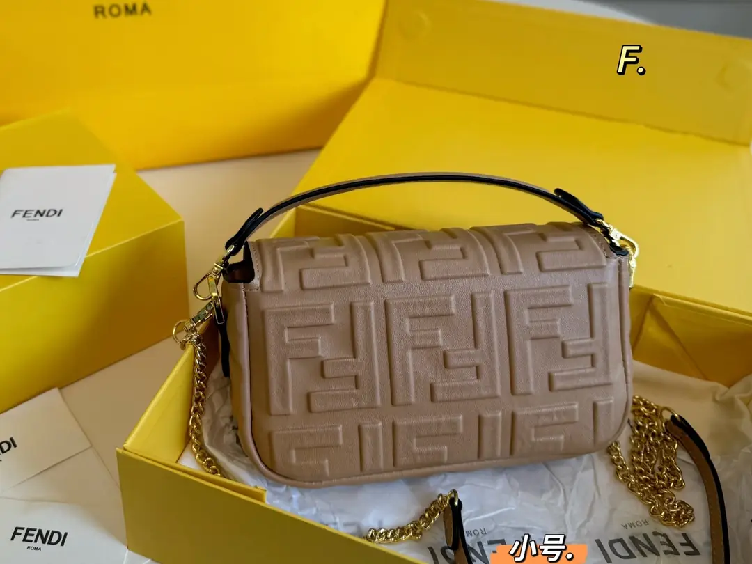 9432-57$-fendi gallery