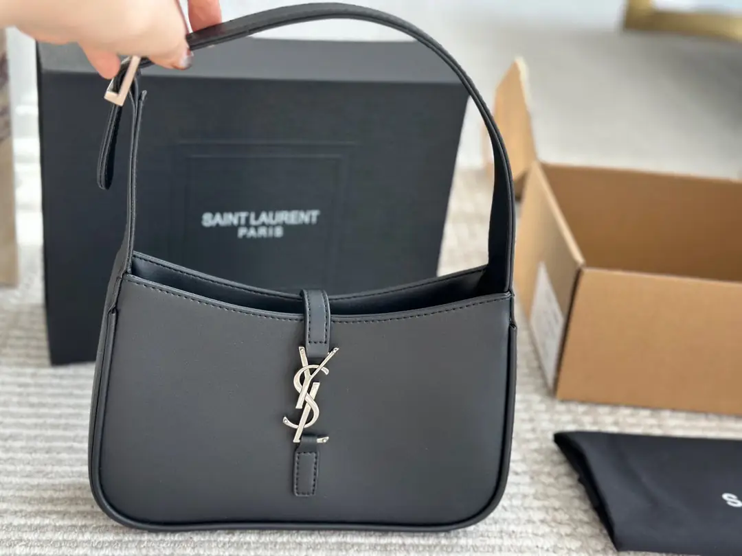 9438-64$-YSL gallery