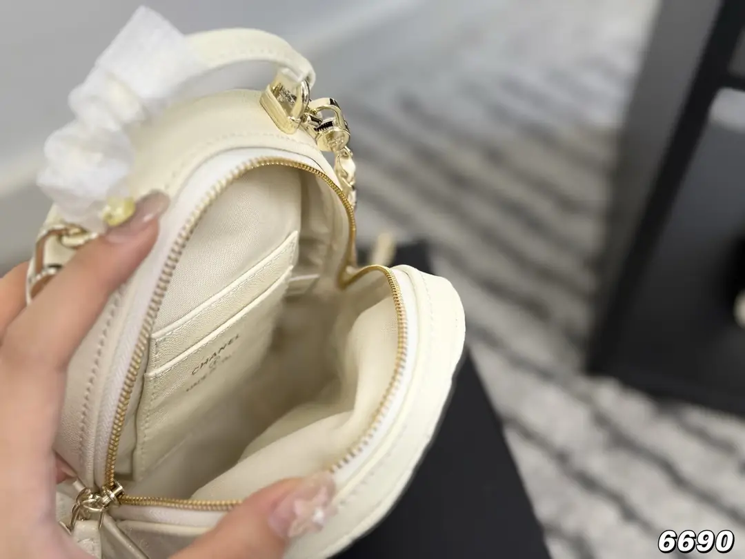 9449-68$-CHANEL gallery