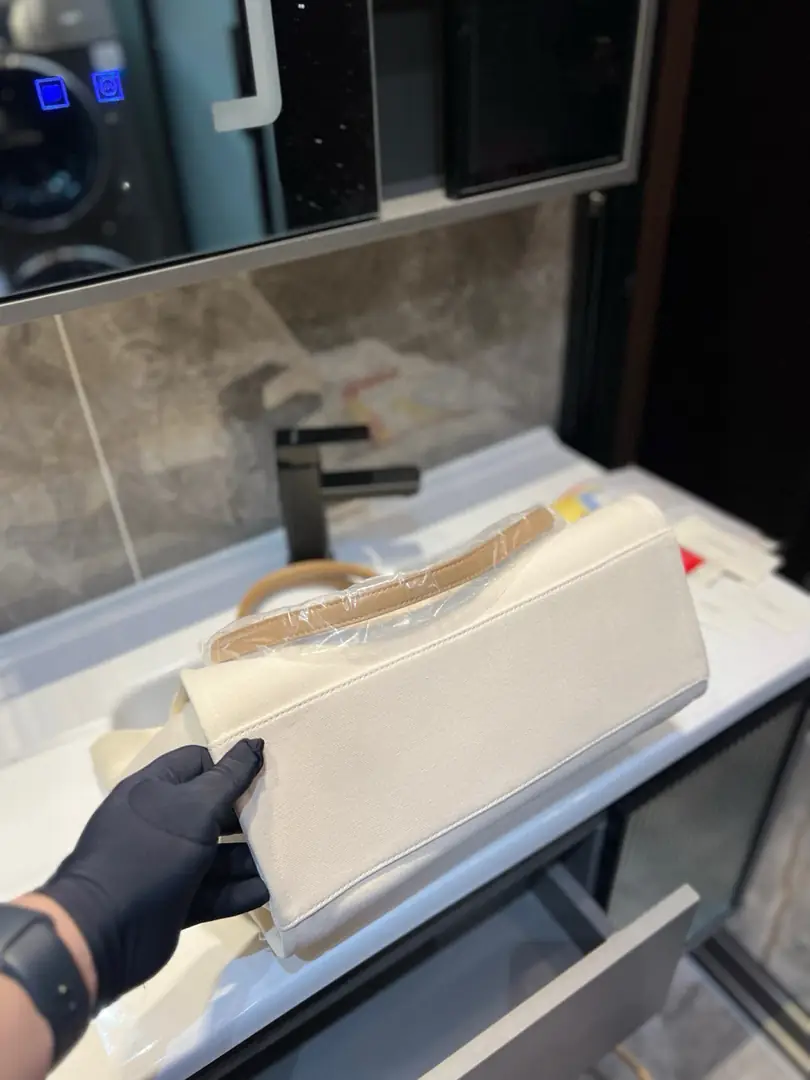 9450-65$-chanel gallery