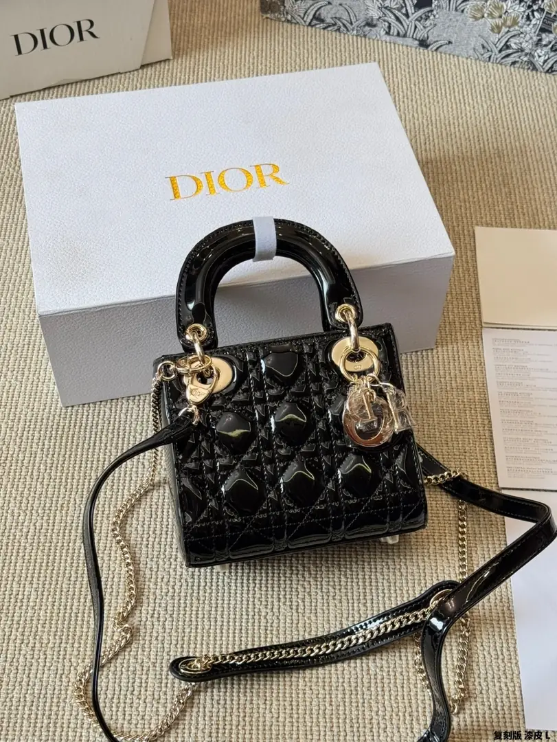 9456-75$-DIOR gallery