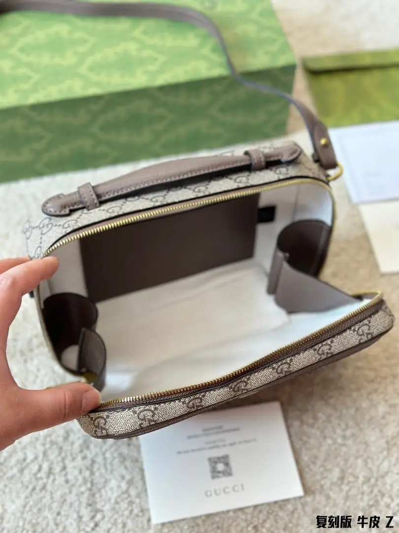 9459-64$-GUCCI gallery