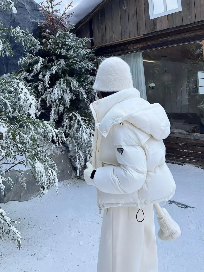 9515-79.9$-PRADA gallery