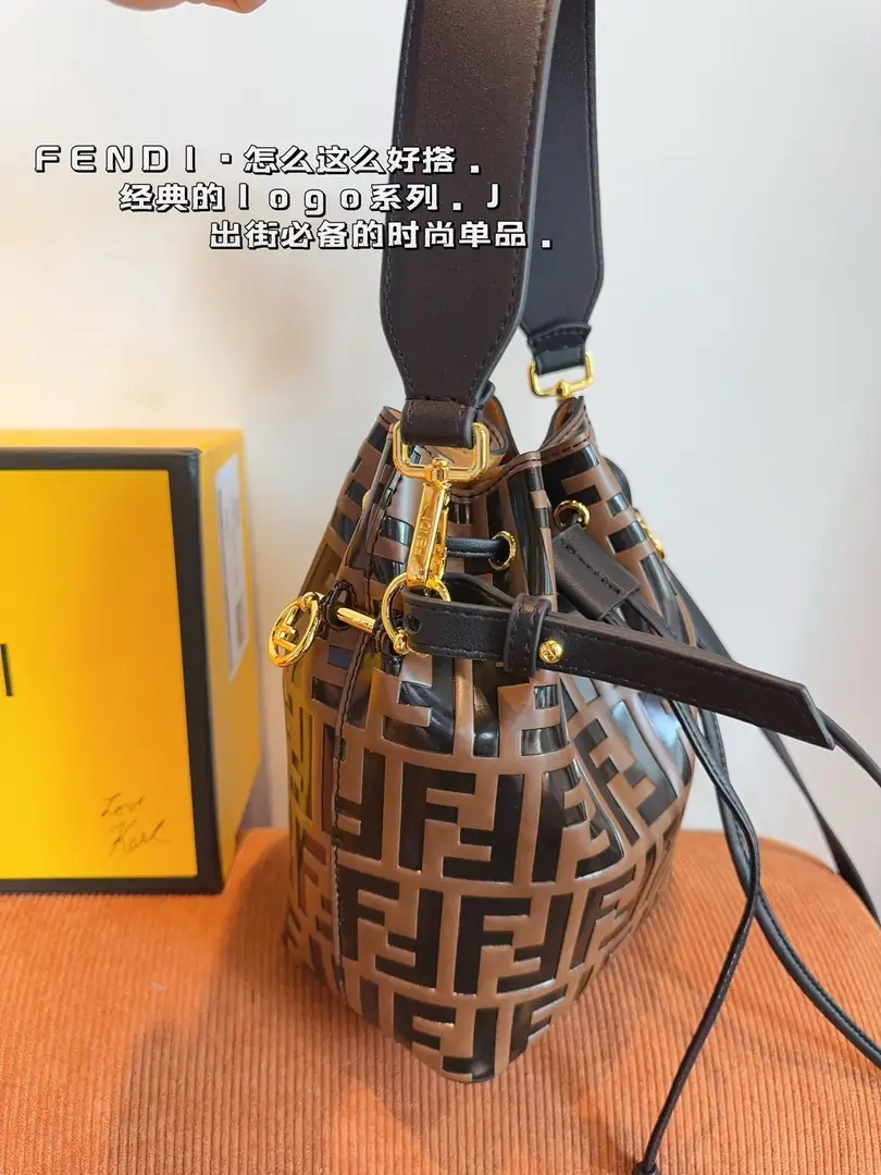 9532-58$-FENDI gallery