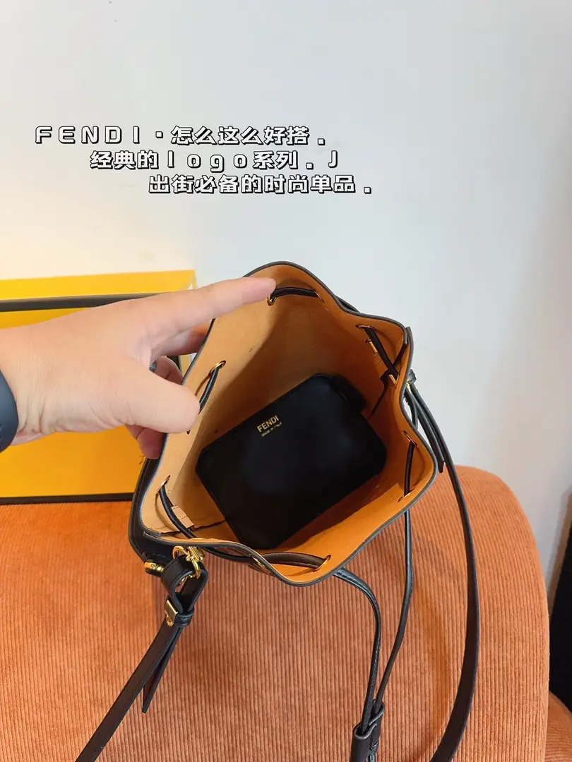 9532-58$-FENDI gallery