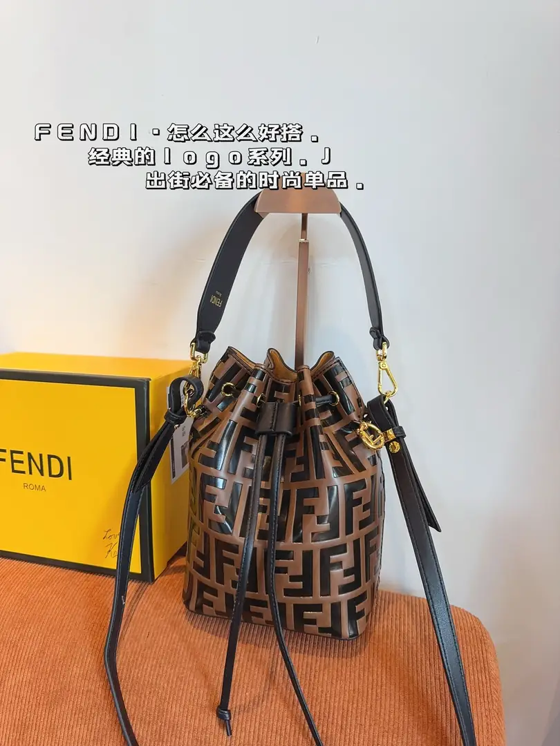 9532-58$-FENDI gallery