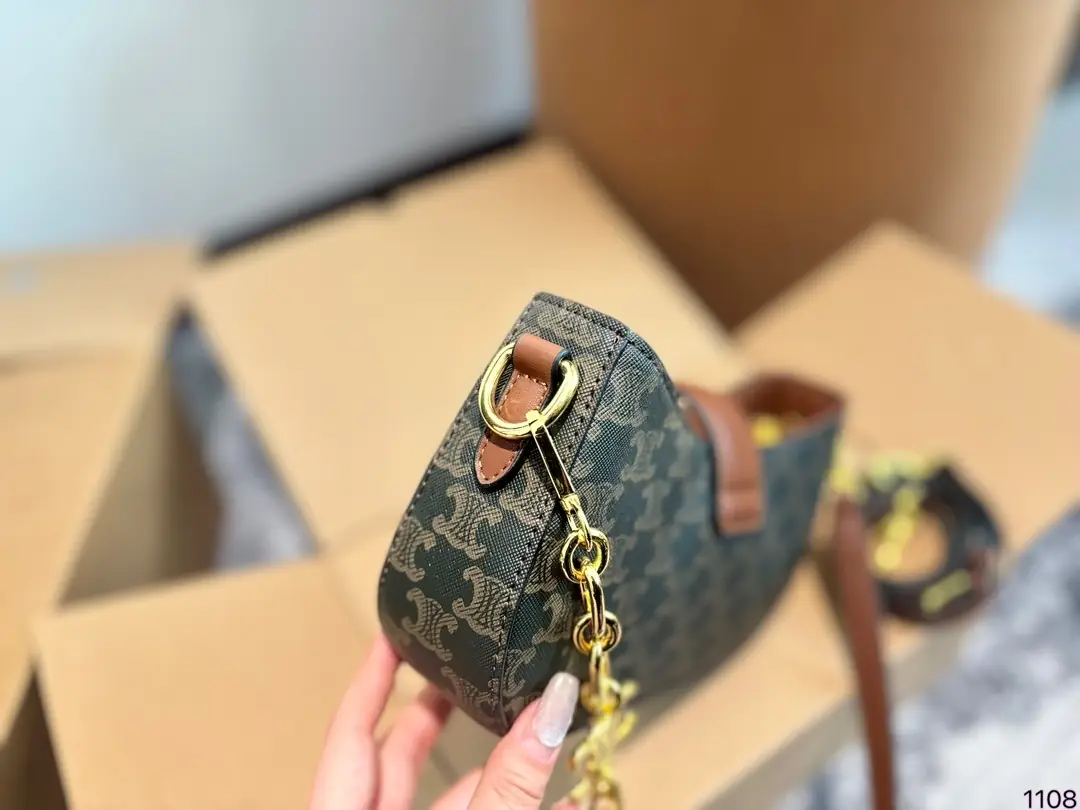 9533-57$-CELINE gallery