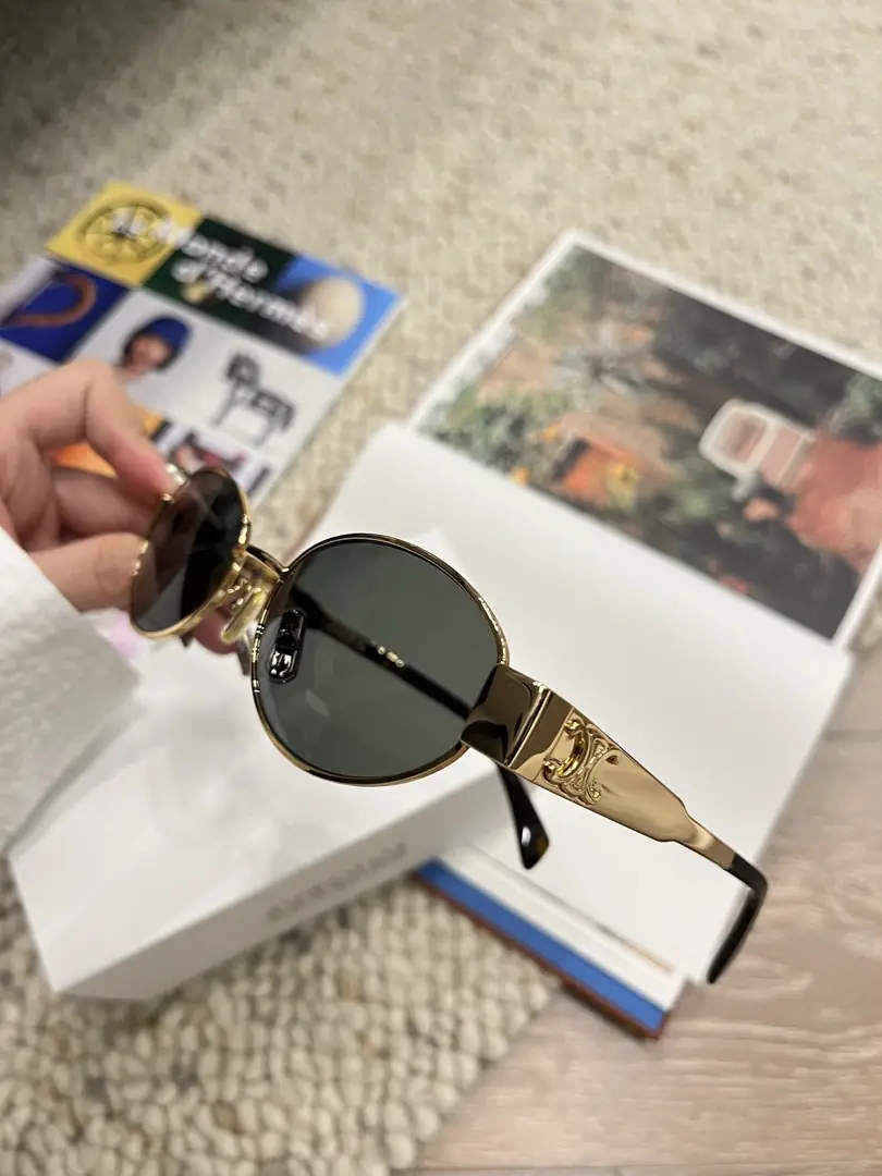 9539-65$-CELINE gallery