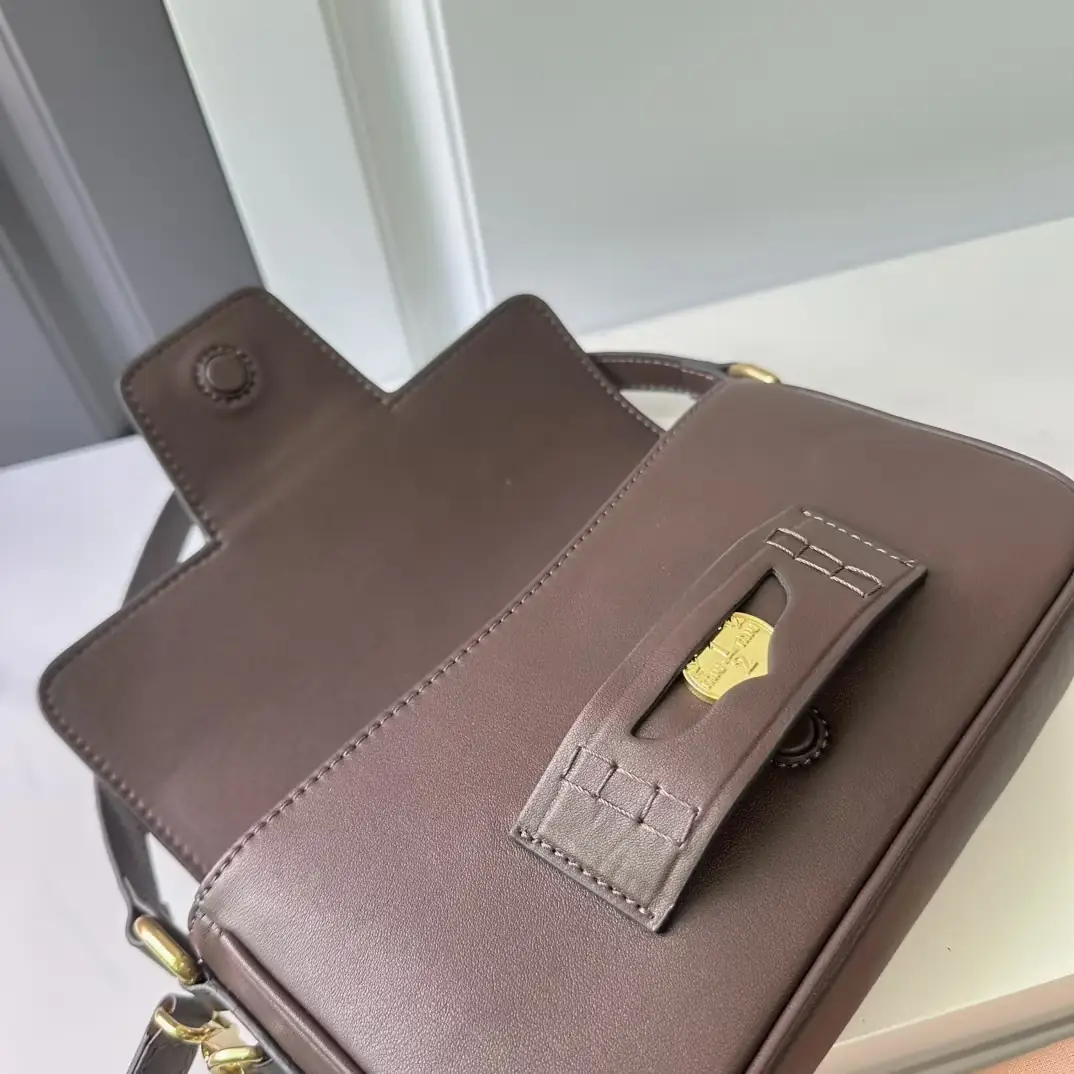 9550-88$-MIUMIU gallery