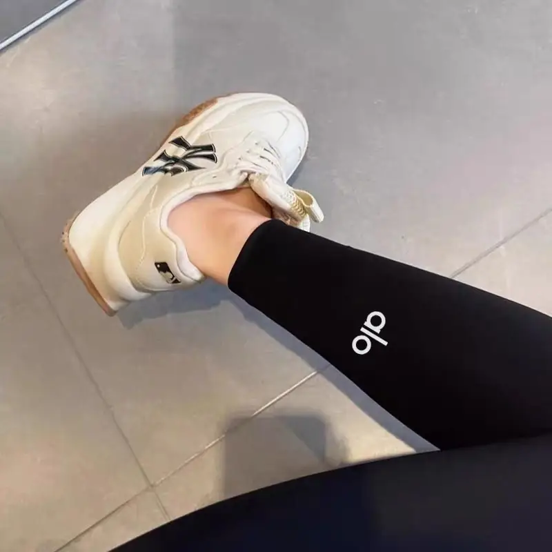 9556--28.8$-alo gallery