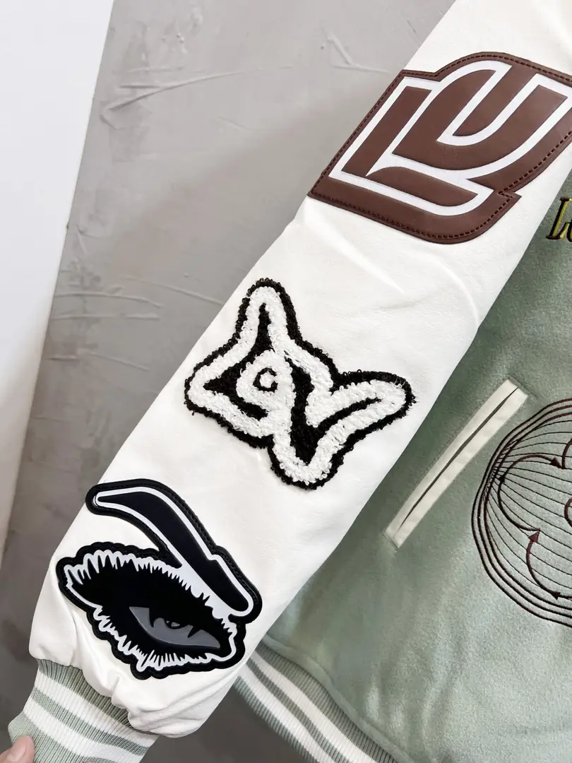 9566-75$-LV-Comes with dust bag gallery