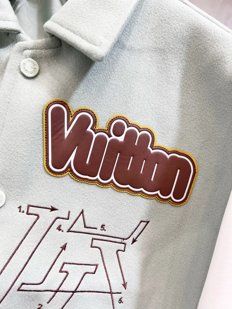 9566-75$-LV-Comes with dust bag gallery