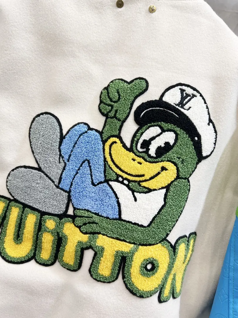 9566-75$-LV-Comes with dust bag gallery