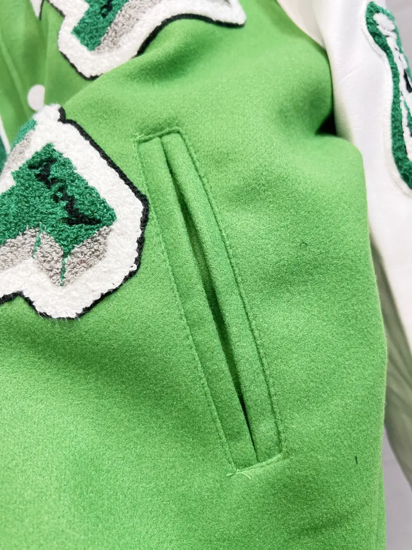 9566-75$-LV-Comes with dust bag gallery