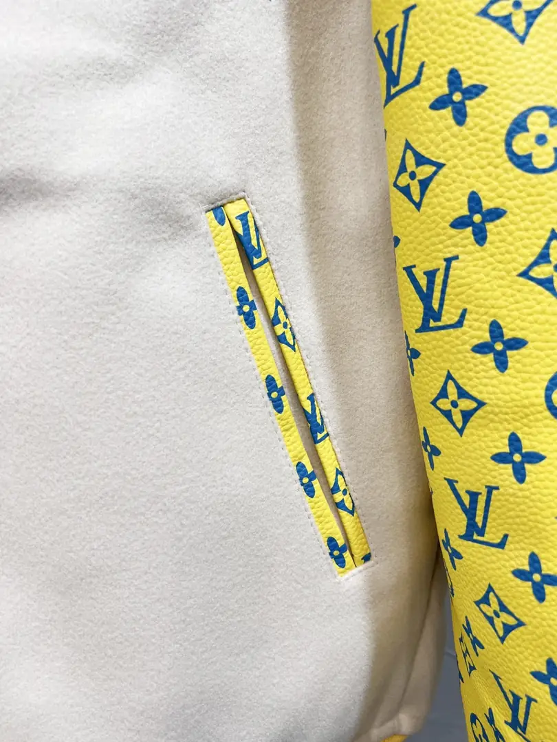 9566-75$-LV-Comes with dust bag gallery