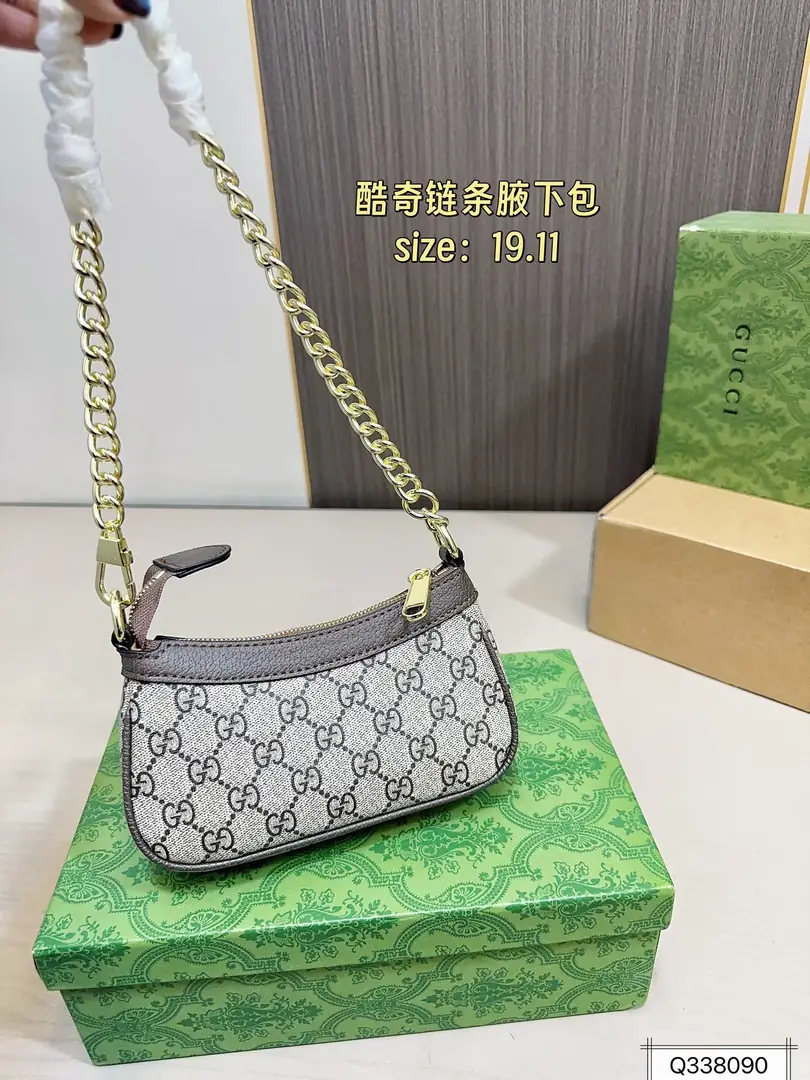9571-63$-GUCCI gallery