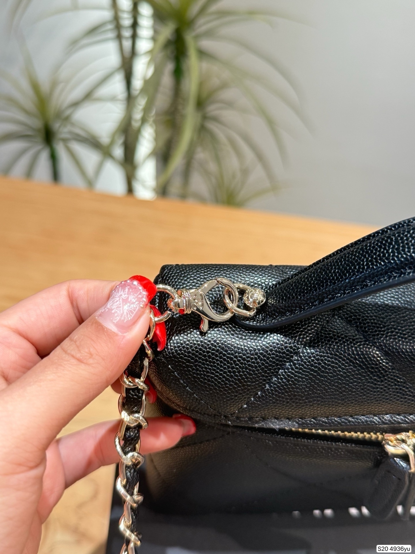 9575-63$-CHANEL gallery