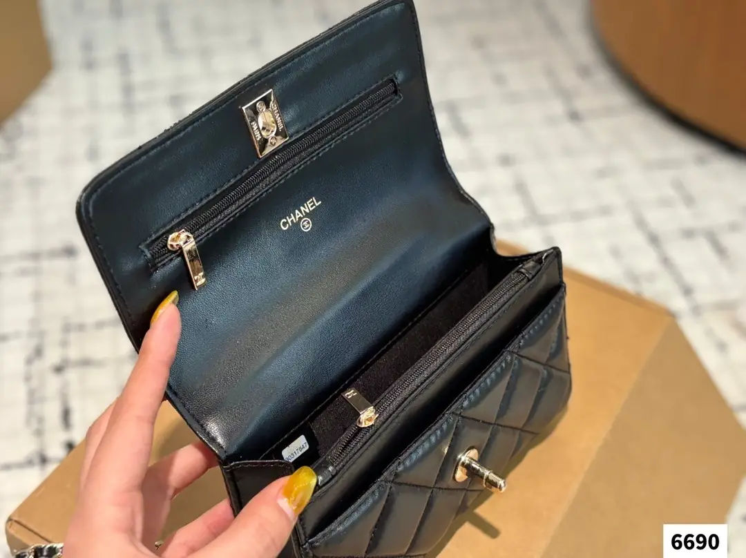 9591-65$-chanel gallery