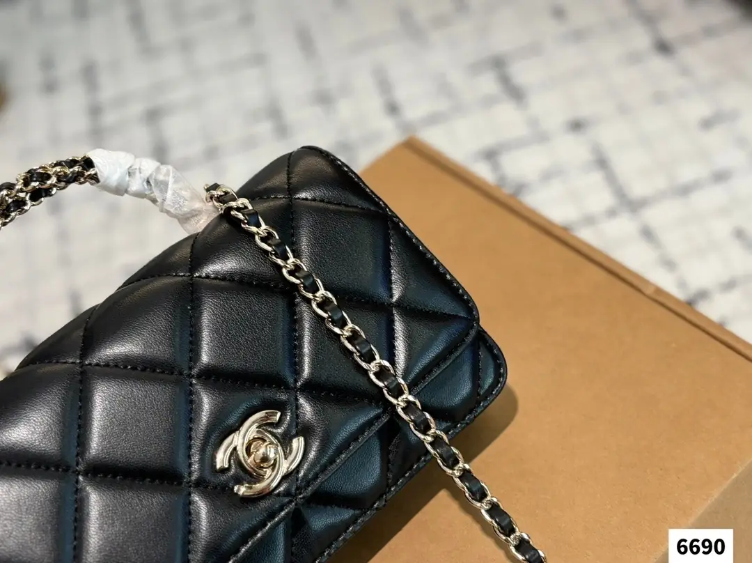 9591-65$-chanel gallery