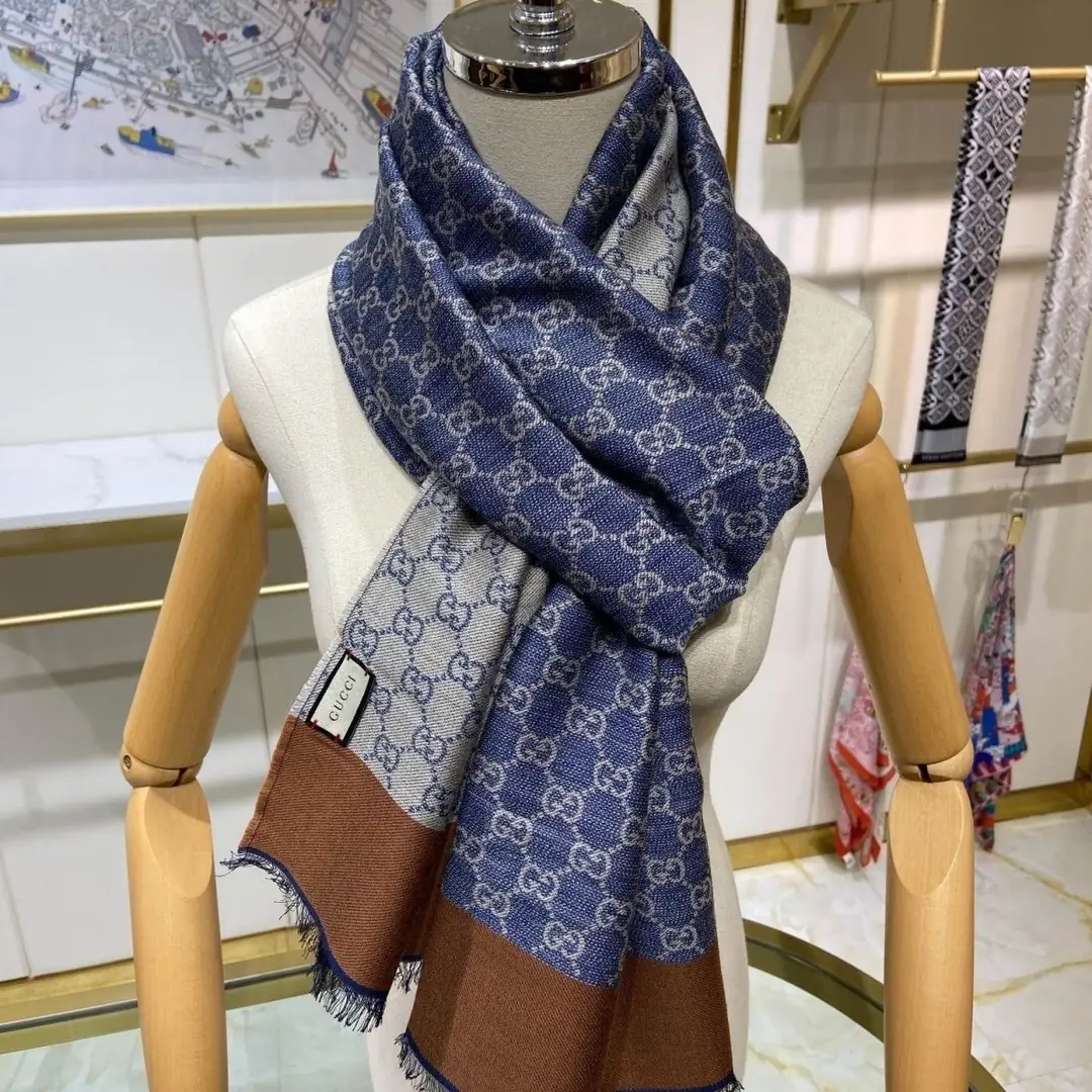 9639-32$-GUCCI gallery