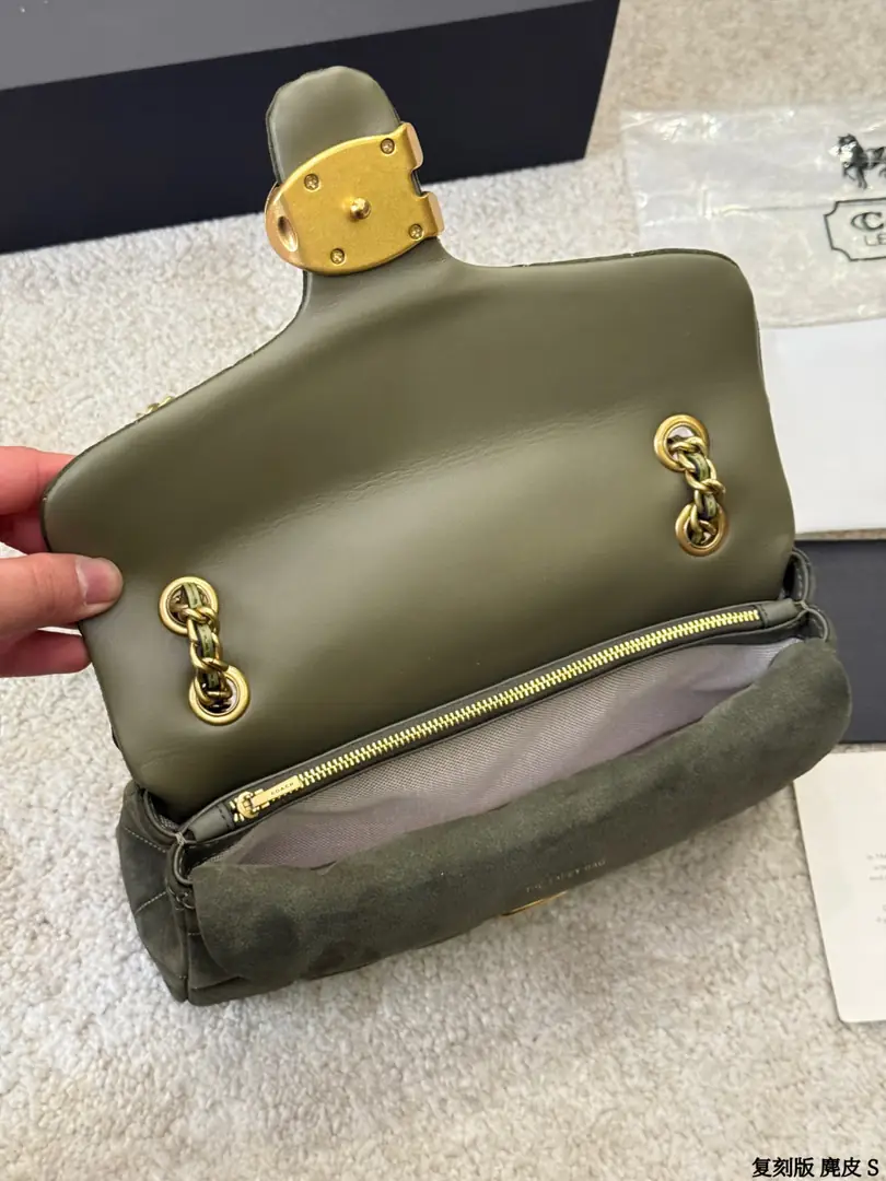 9646-78.8$-COACH gallery